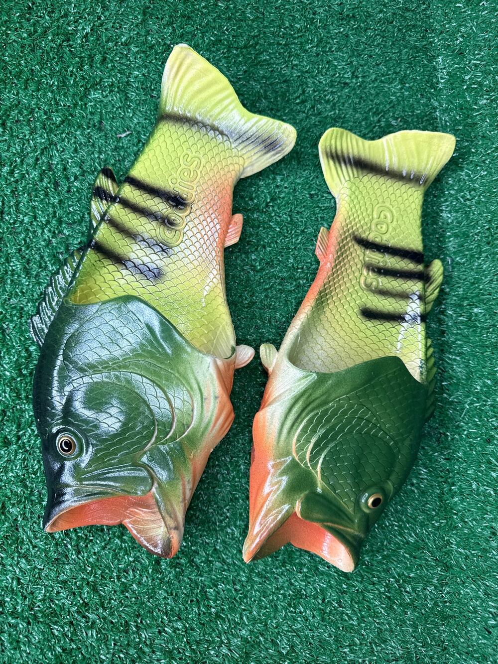 Coddies Fish Flip Flops Original Fish Slippers Green Bass Mens 44/45 EU 10/11 US